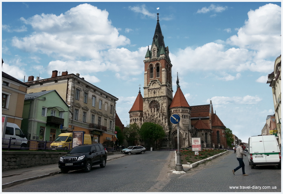 Костел Чортков фото