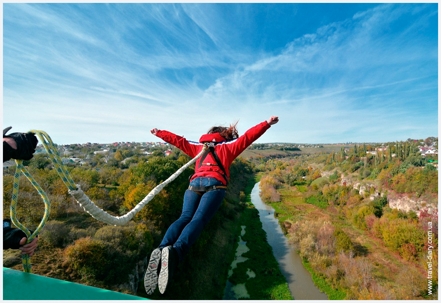 прыжок с моста в Каменец-Подольском