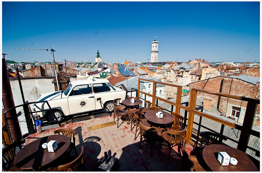 Львовские кафе, дом легенд фото