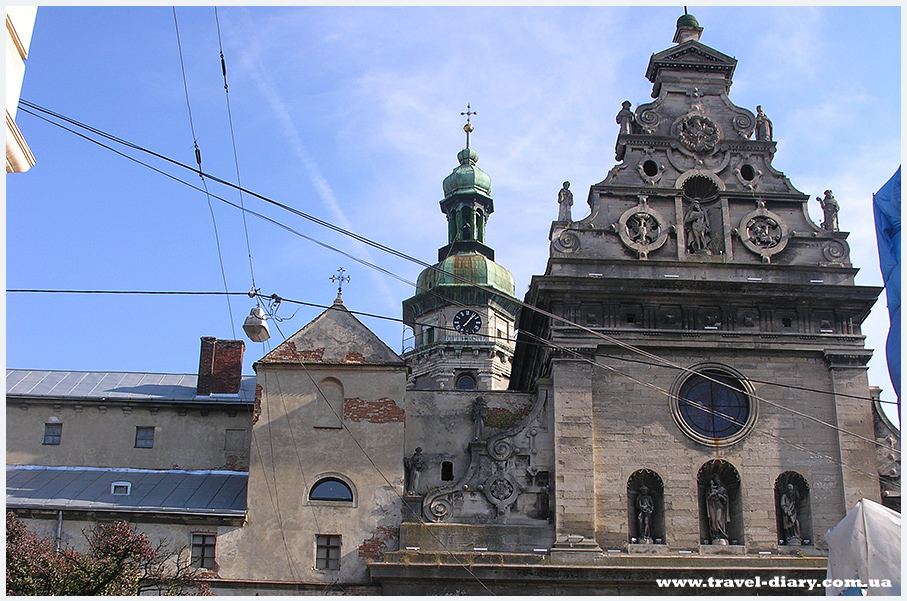 Бернардинский монастырь Львов фото